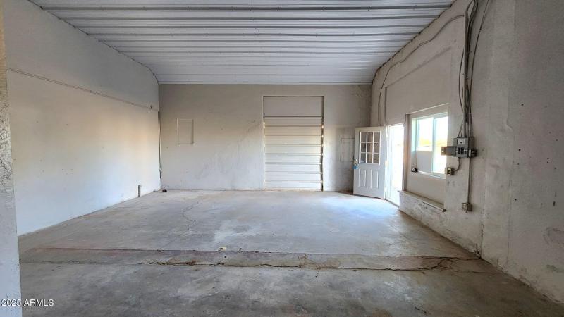 9-1 Add'l Storage or Work Station Area