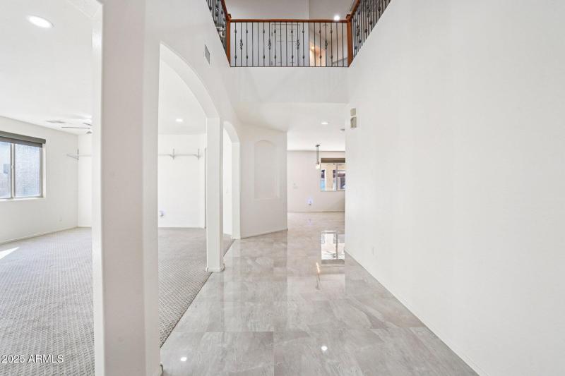 16-web-or-mls-E Navajo Trail-S0711-016