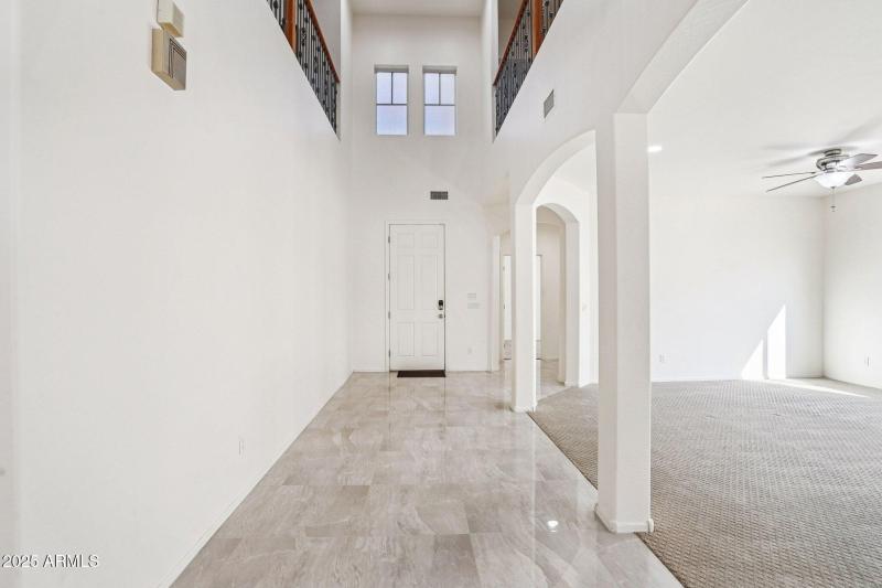 25-web-or-mls-E Navajo Trail-S0711-025