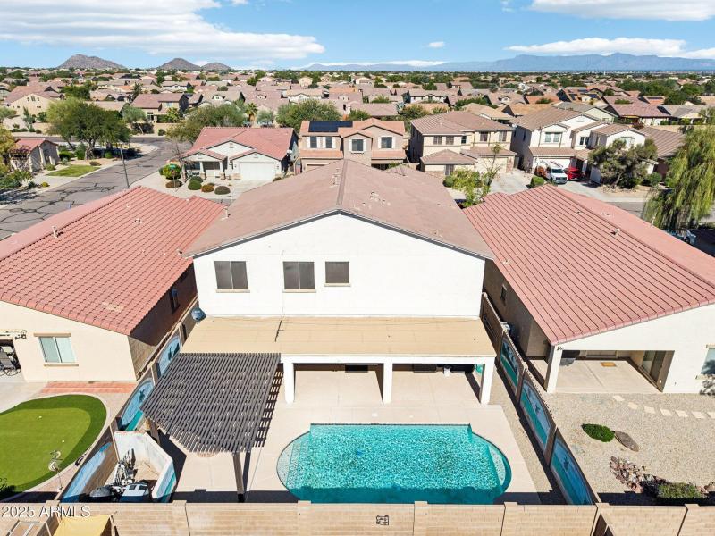 60-web-or-mls-E Navajo Trail-S0711-065