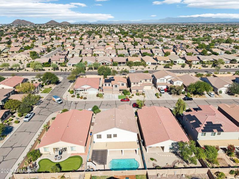 61-web-or-mls-E Navajo Trail-S0711-068