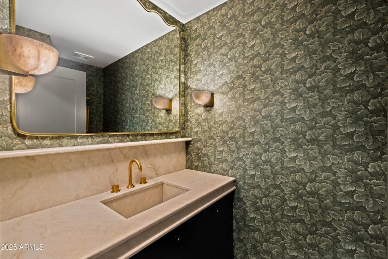 7120 E. Pasadena Ave.-33