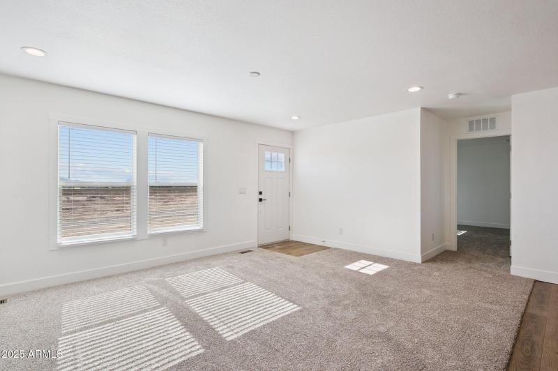 8-web-or-mls-2735-n-357th-ave