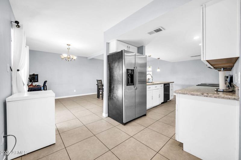 3743 W Sahuaro Dr-17