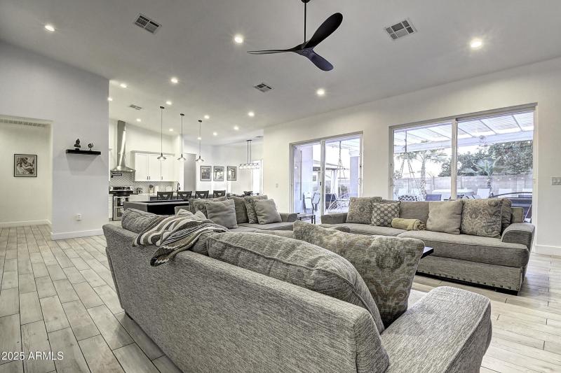 4095 E Nisbet Rd (5)