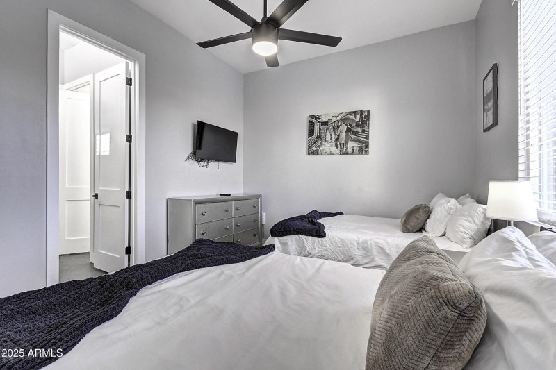 4095 E Nisbet Rd (30)