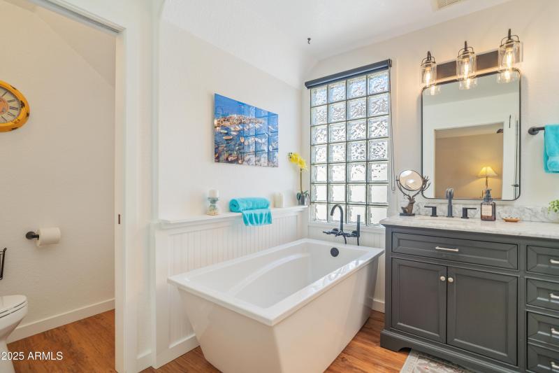 Separate Soaking Tub