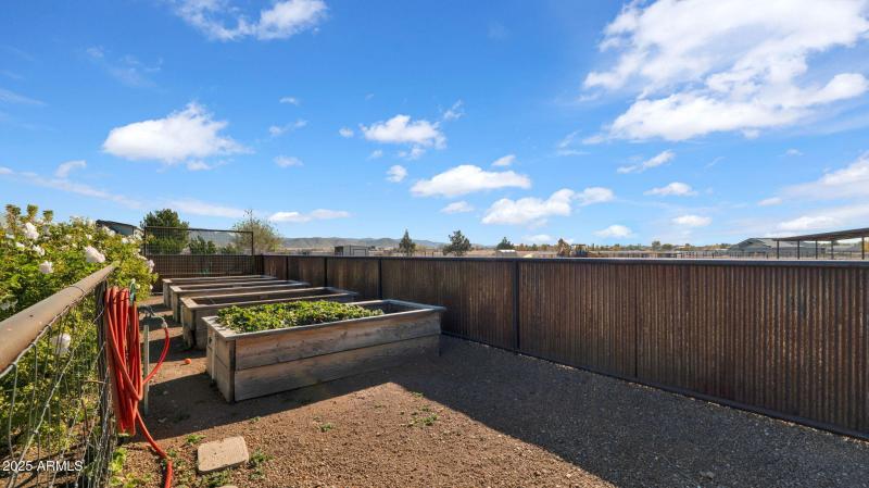 49-web-or-mls-P1288112