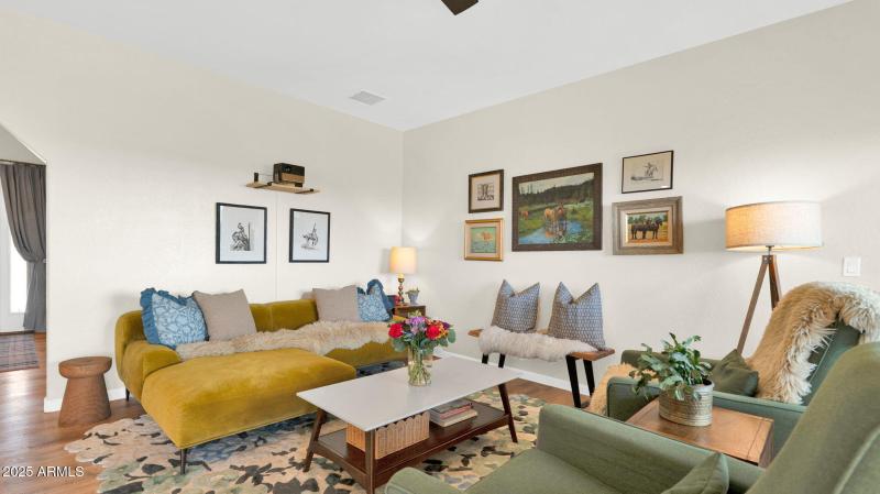 52-web-or-mls-P1288096