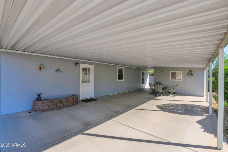 2-car carport