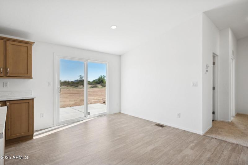 9-web-or-mls-663-n-ralston-rd