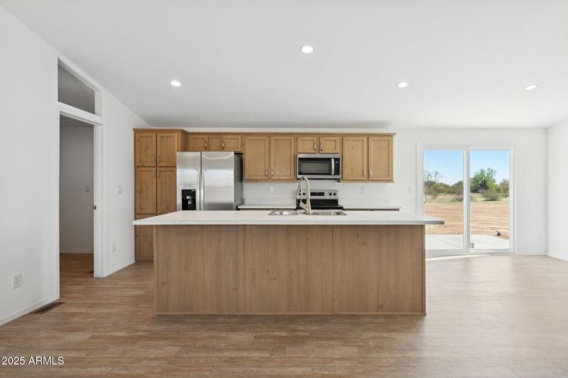 11-web-or-mls-663-n-ralston-rd