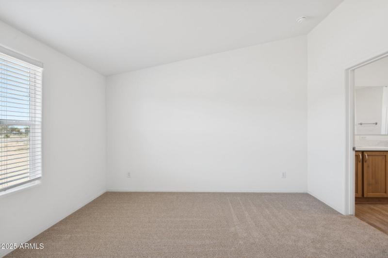 19-web-or-mls-663-n-ralston-rd