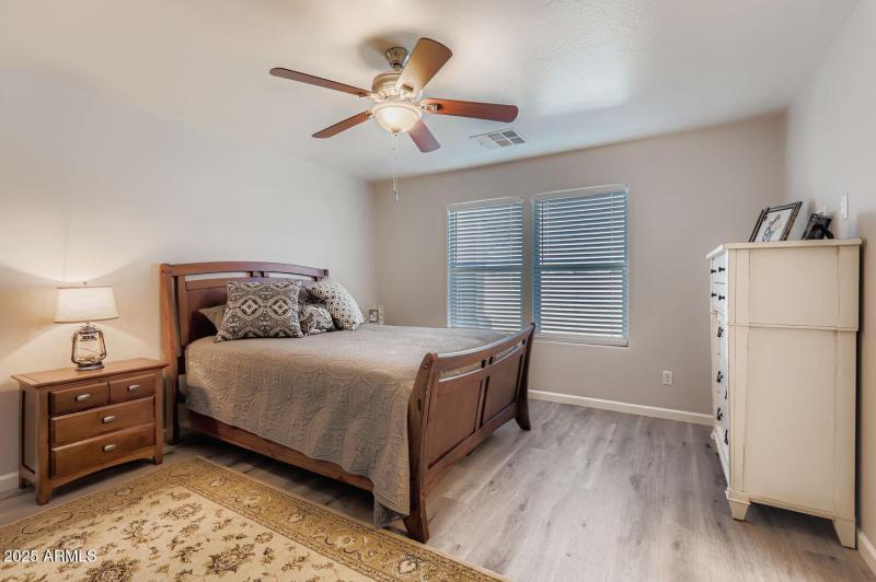 11428 E Primrose Ln - Web Quality - 014