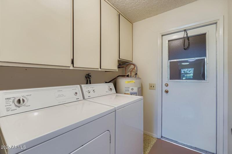 14 - Laundry Room