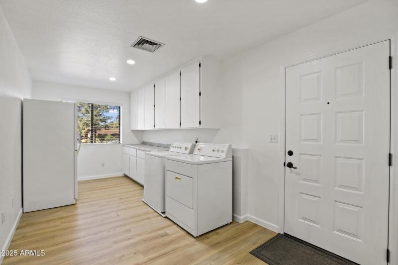 Laundry room with lots of storage