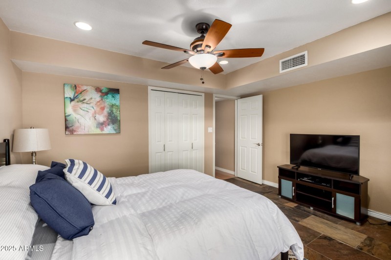 2nd Bedroom w/ Suite