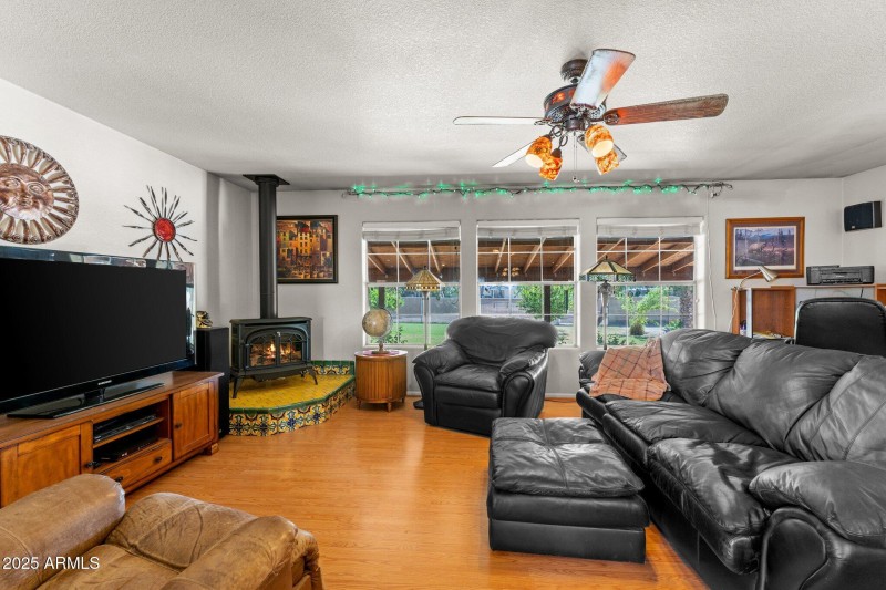 60-web-or-mls-2022-10-12 01.26.19-3