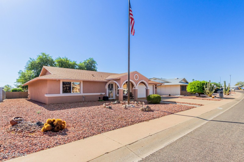 9723 W WRANGLER Drive, Sun City