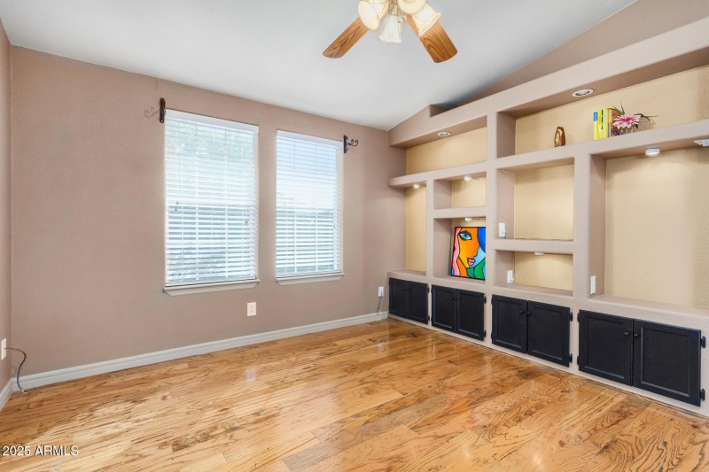 3301 S Goldfield Rd Unit 1017