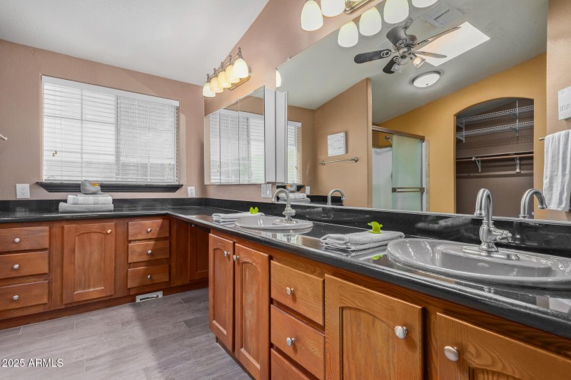 3301 S Goldfield Rd Unit 1017