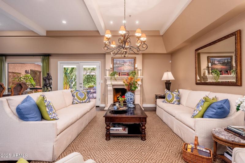 7486 E Mercer Ln - 10