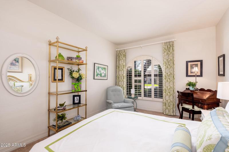 7486 E Mercer Ln - 37