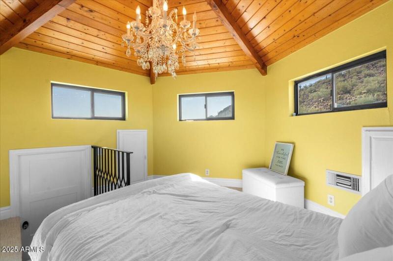 Top level Lookout bedroom