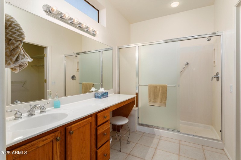 18-15237 W Pinehurst Ln