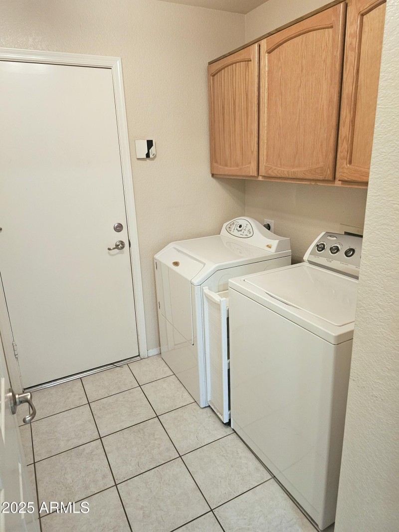 Washer and Dryer stays!