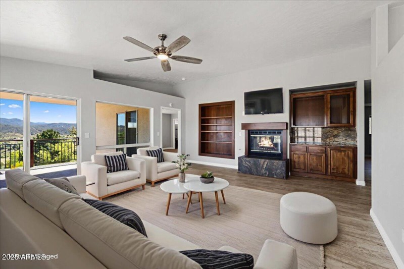 04-Virtually Staged Photo