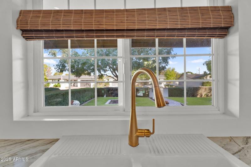 15-web-or-mls-3420 N 45th st-21