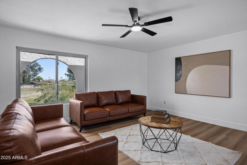 11442 N Bancroft Dr-6