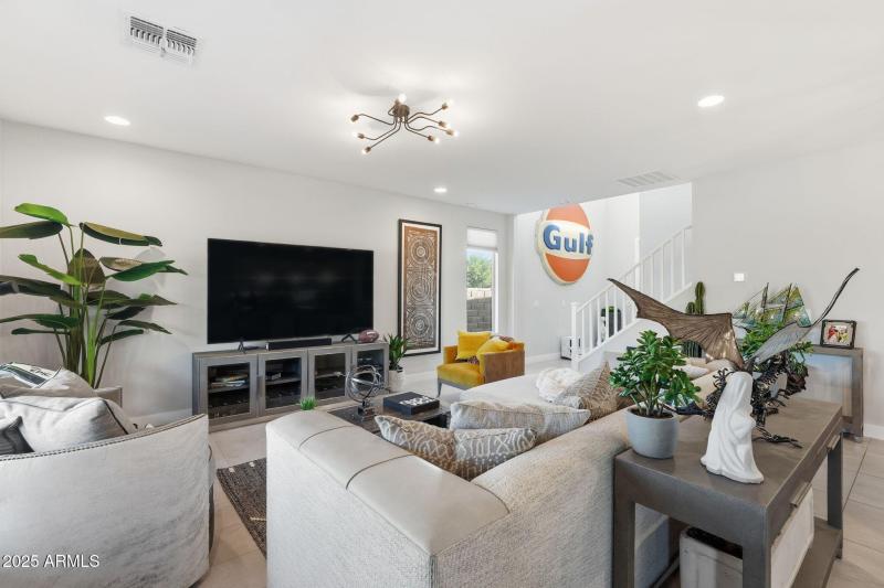 8-web-or-mls-009_ListerPros