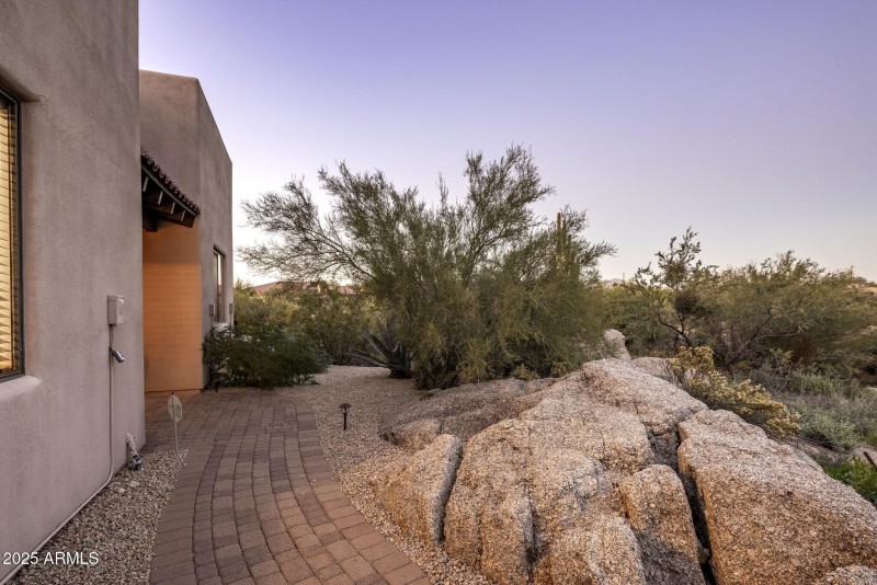 Side Entry & Casita Access