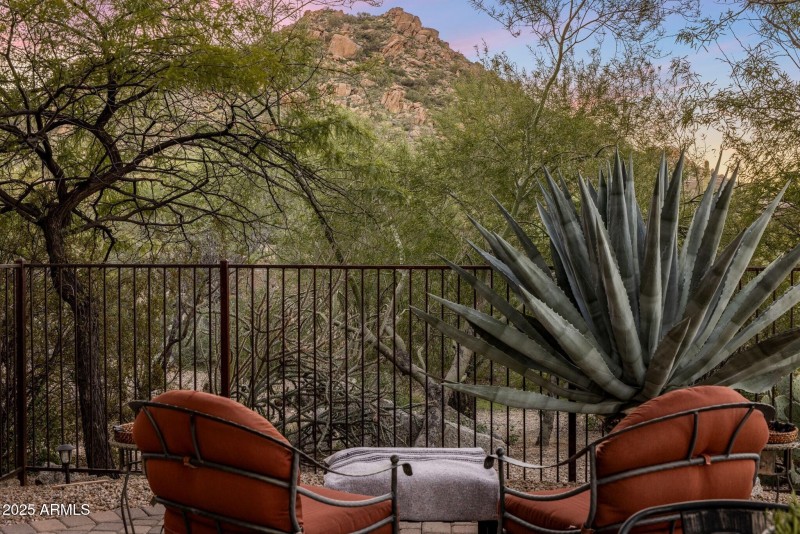 Tranquil Mountain Views