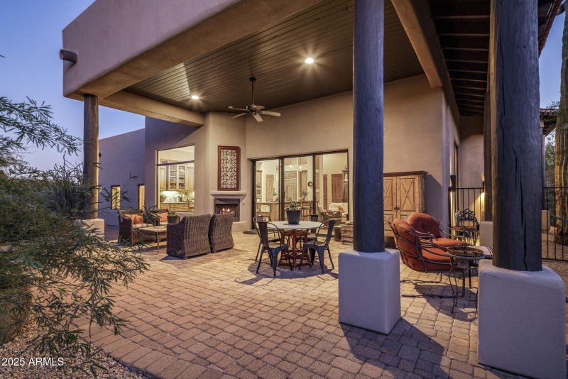 Multiple Outdoor Seating Areas