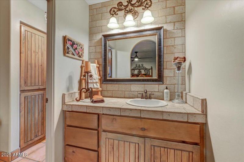 23-Jack and Jill Bath II