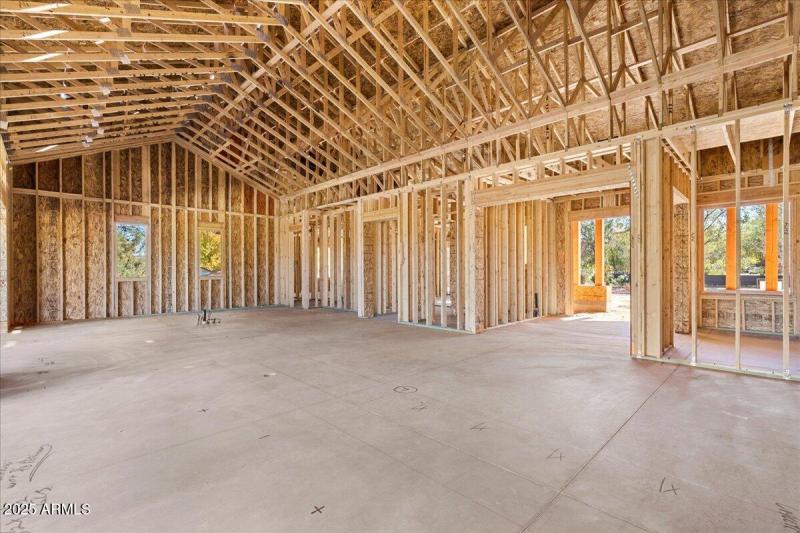 09-Foyer & Great Room