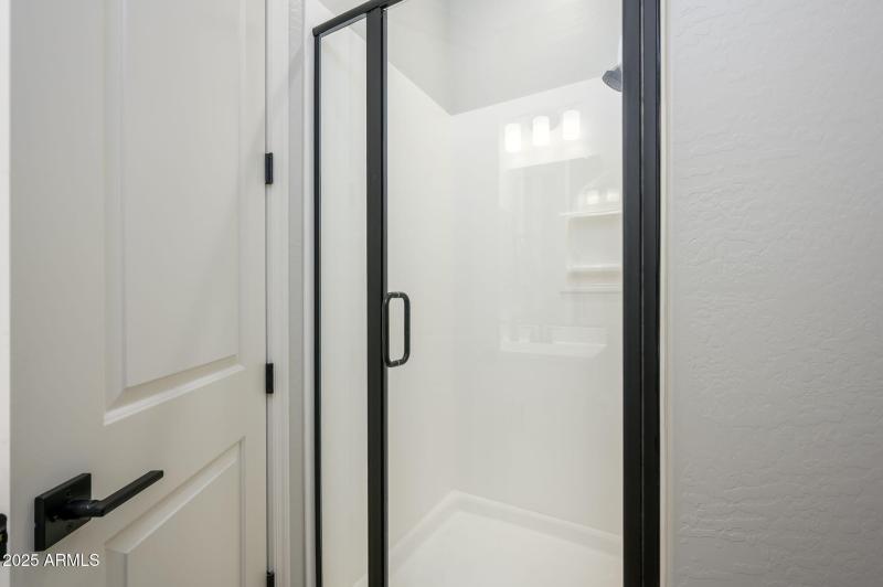 8-web-or-mls-Chevelon-16