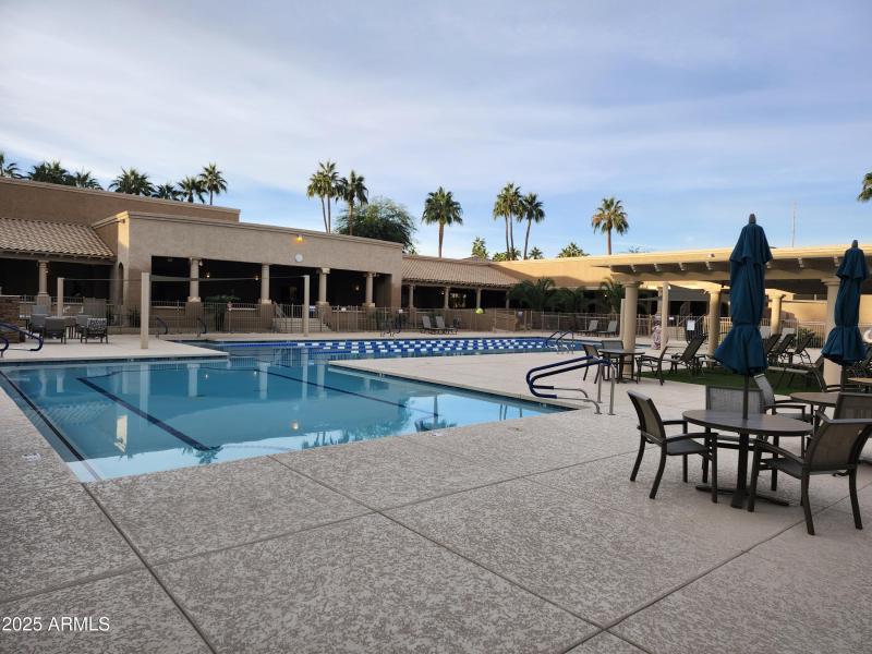 Community Pool w/Lap Pool