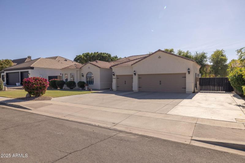 3-web-or-mls-6343 E Odessa St, Mesa-2