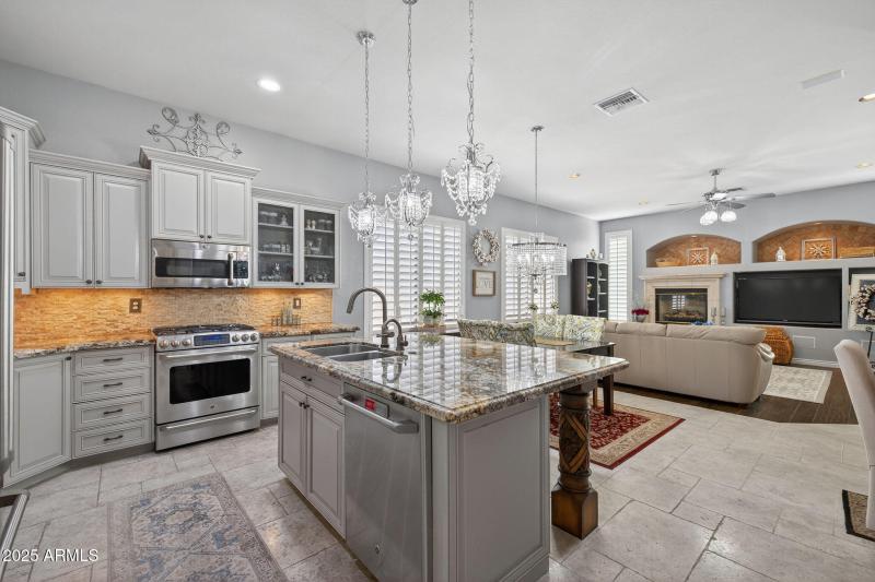 12-web-or-mls-6343 E Odessa St, Mesa-12