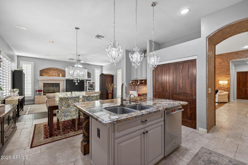 13-web-or-mls-6343 E Odessa St, Mesa-13