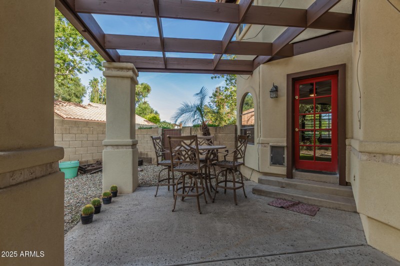 Breakfast Nook Patio