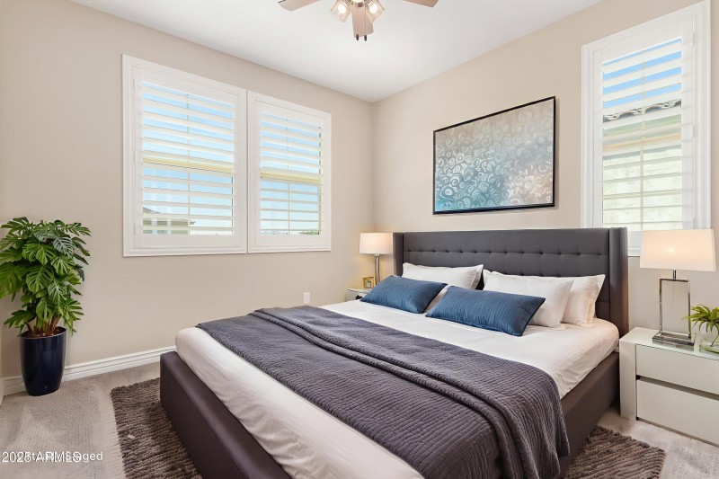 RAdioactive-_33 VS Watermark