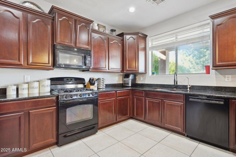 14-web-or-mls-30522-n-rebecca-ln