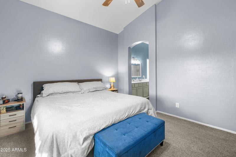 Interior - 323 Skyline Ave-10