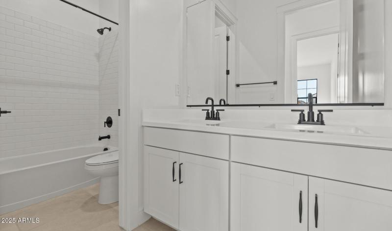 Edgewood Estates Lot #79 Hall Bath (Larg