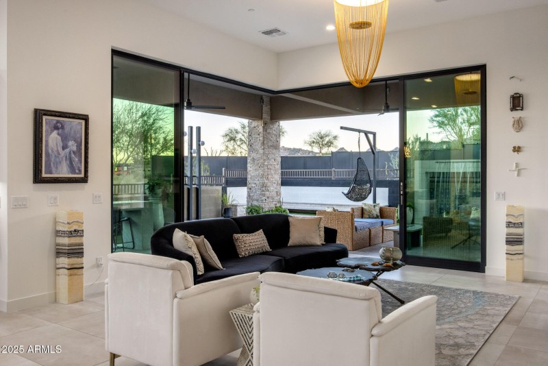 Stackable Doors Invite Seamless Living